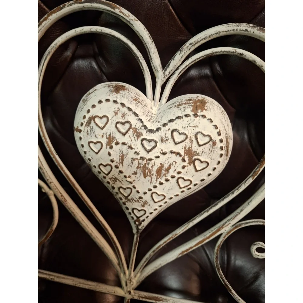 Vintage Shabby Chic White Metal Wall Shelf Hook Coat Rack Heart Distressed